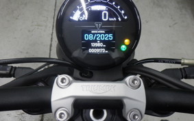 TRIUMPH TRIDENT 660 2021