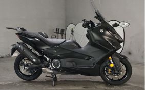 YAMAHA T-MAX 560 SJ19J