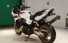 HONDA CB1300SB SUPER BOLDOR A 2015 SC54