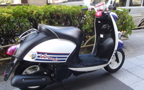 YAMAHA  VINO  DELUXE  SA37J