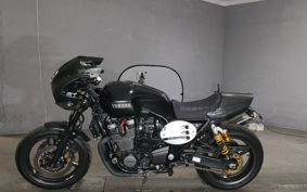 YAMAHA XJR1300 C 2016 RP19