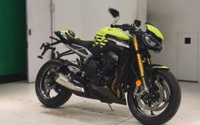 TRIUMPH STREET TRIPLE MOTO 2023