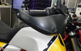 MOTO GUZZI V85 TT 2020