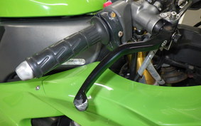 KAWASAKI ZX 10 NINJA R 2004 ZXT00C