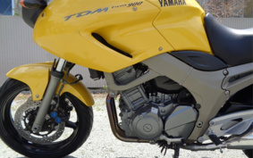 YAMAHA TDM900 2002 RN08