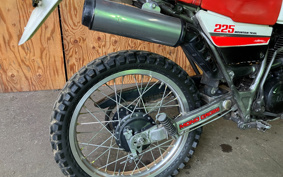 YAMAHA SEROW 225 KICK 1KH