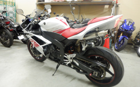 YAMAHA YZF-R1 2008 RN20