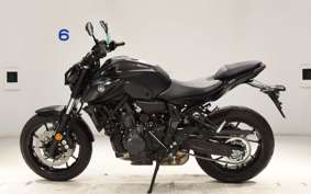 YAMAHA MT-07 2025