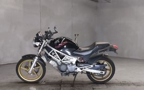 HONDA VTR 250 MC33