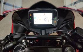 HONDA CBR650R E-Clutch 2026 RH17