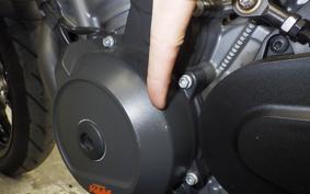 KTM 890 DUKE 2023