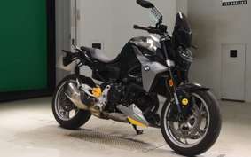 BMW F900R 2022