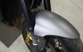 TRIUMPH STREET TRIPLE R 2009