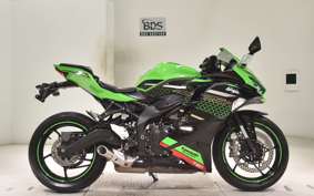 KAWASAKI ZX-25R 2002 ZX250E