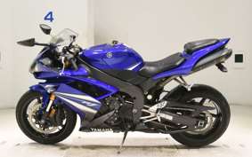YAMAHA YZF-R1 2010