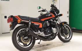 HONDA CB900F 2023