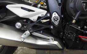 TRIUMPH STREET TRIPLE RS 2023