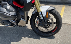 BMW R1300R 2025 0M51