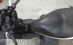 SUZUKI SKYWAVE 200 (Burgman 200)