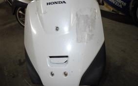 HONDA TACT-4ﾍﾞｰｼｯｸ AF79