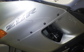 KAWASAKI ZZ-R400 Gen.2 2005 ZX400N