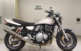 SUZUKI INAZUMA 1200 (GSX1200) 2000 GV76A