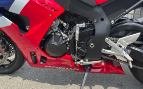 HONDA CBR1000RR-R FB SP 2024 SC82