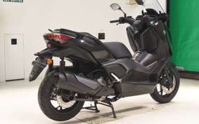 YAMAHA X-MAX 250