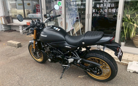 KAWASAKI Z900RS 2025 ZR900K