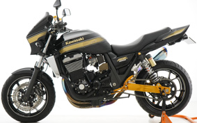KAWASAKI ZRX1200 DAEG 2017 ZRT20D