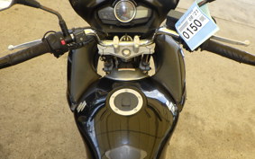 SUZUKI GSR250S