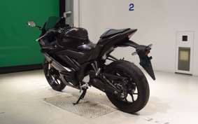 YAMAHA YZF R-3 2024 RH21J