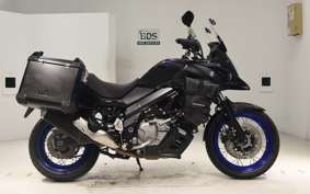 SUZUKI Vストローム650XTA C733M