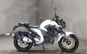 YAMAHA FZ25 RG42