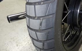 TRIUMPH BONNEVILLE T100 2016