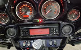 HARLEY HARLEY FLHTCUSE1800CVO PR8