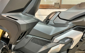 HONDA X-ADV 750 2023 RH10