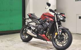 TRIUMPH STREET TRIPLE RS 2025