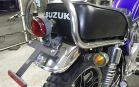 SUZUKI GN125 H 2011