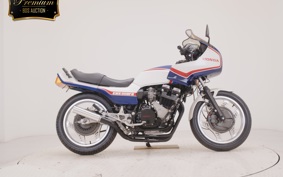 HONDA CBX550F PC04