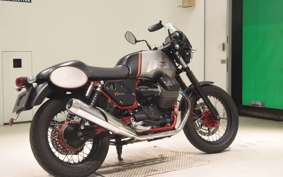 MOTO GUZZI V7 RACER 2 2018