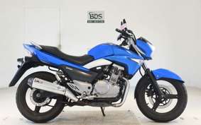 SUZUKI GSR250