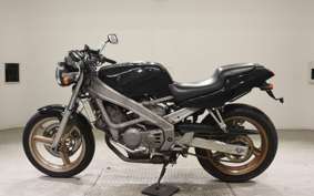 HONDA VT250 SPADA MC20
