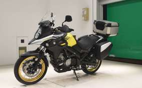 SUZUKI Vｽﾄﾛｰﾑ650A 2018 C733A
