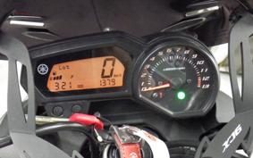 YAMAHA XJ6 N 2011