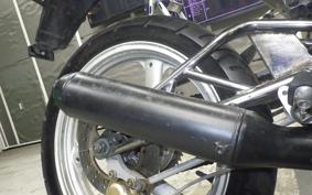 YAMAHA SDR200 2015 2TV