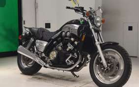 YAMAHA VMAX 2018