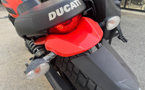 DUCATI SCRAMBLER SIXTY2 2017 KA00