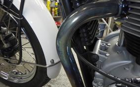 TRIUMPH BONNEVILLE T100 2005