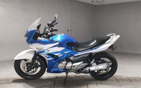 SUZUKI GSR250F GJ55D